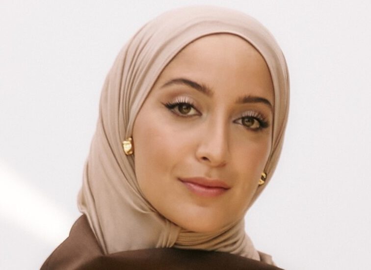 Potrait: Büsra Sayed